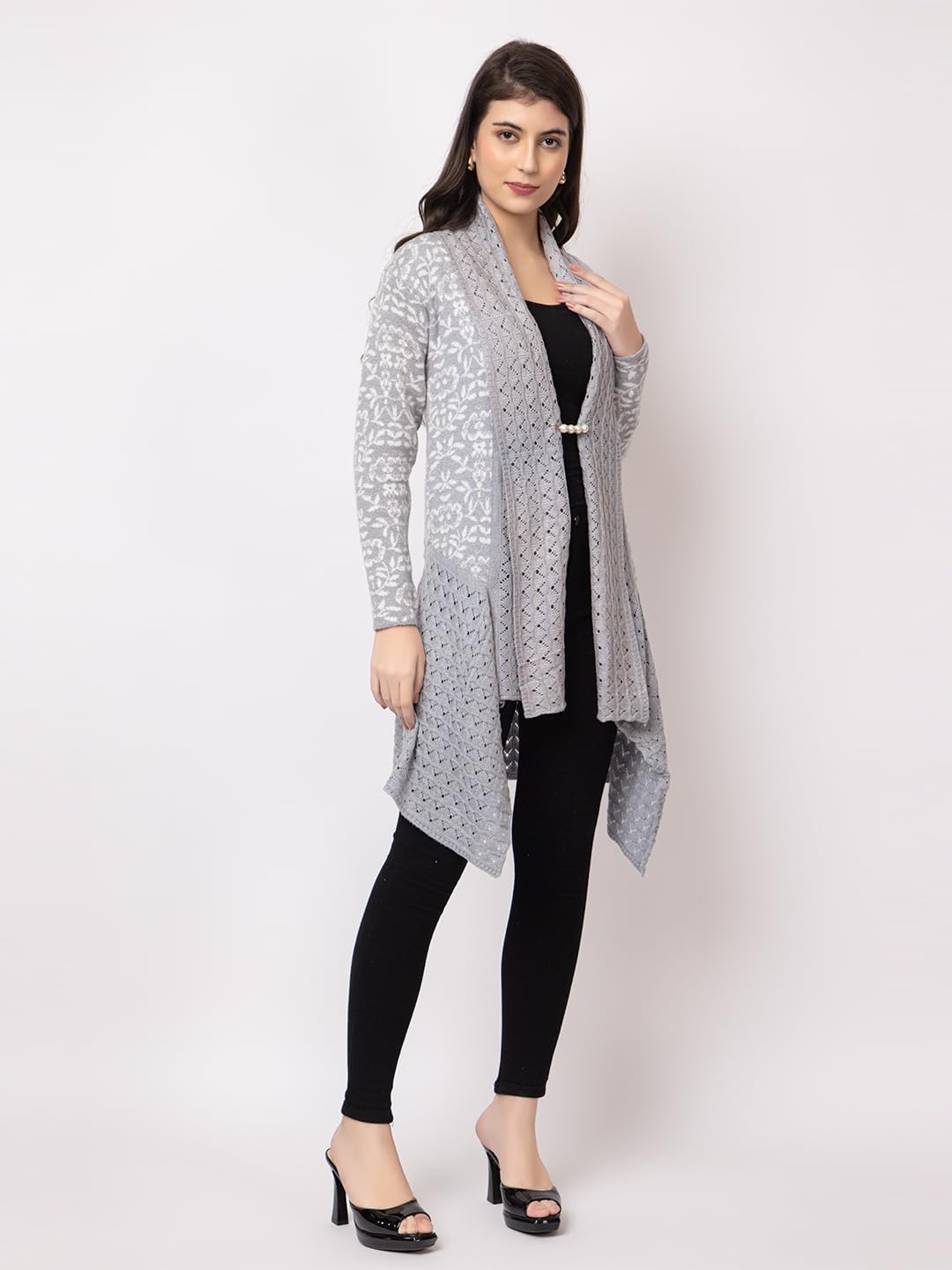 Dadu Dayal Women's Jacquard Woolen Shrug - Elegant, Warm, and Stylish Winter Wear for Casual and Ethnic Outfits