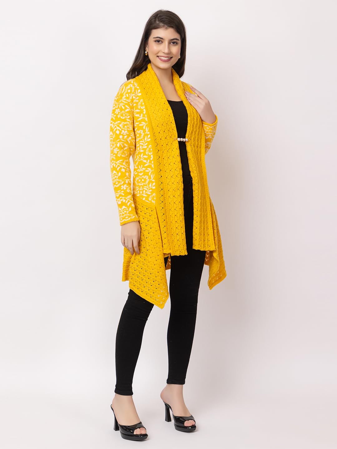 Dadu Dayal Women's Jacquard Woolen Shrug - Elegant, Warm, and Stylish Winter Wear for Casual and Ethnic Outfits