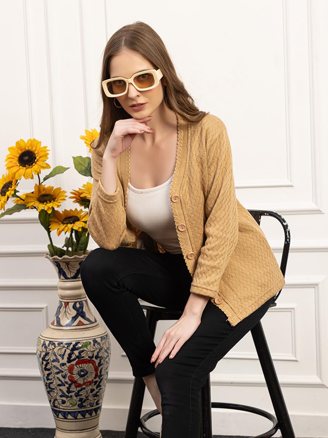 Dadu Dayal Women’s Acrylic Wool V-Neck Cardigan | Lightweight Scallop Border Buttoned Sweater | Winterwear for Women for Office, Travel, Casual Outfits | Stylish Slim Fit